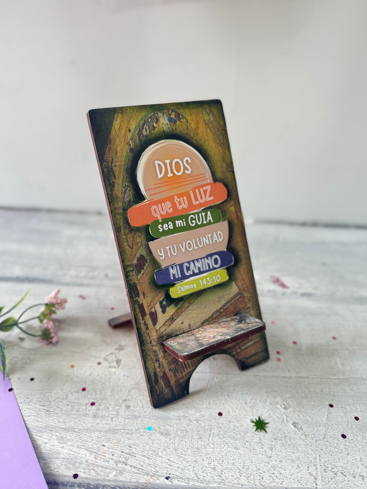 Base de celular / Salmo 143:10